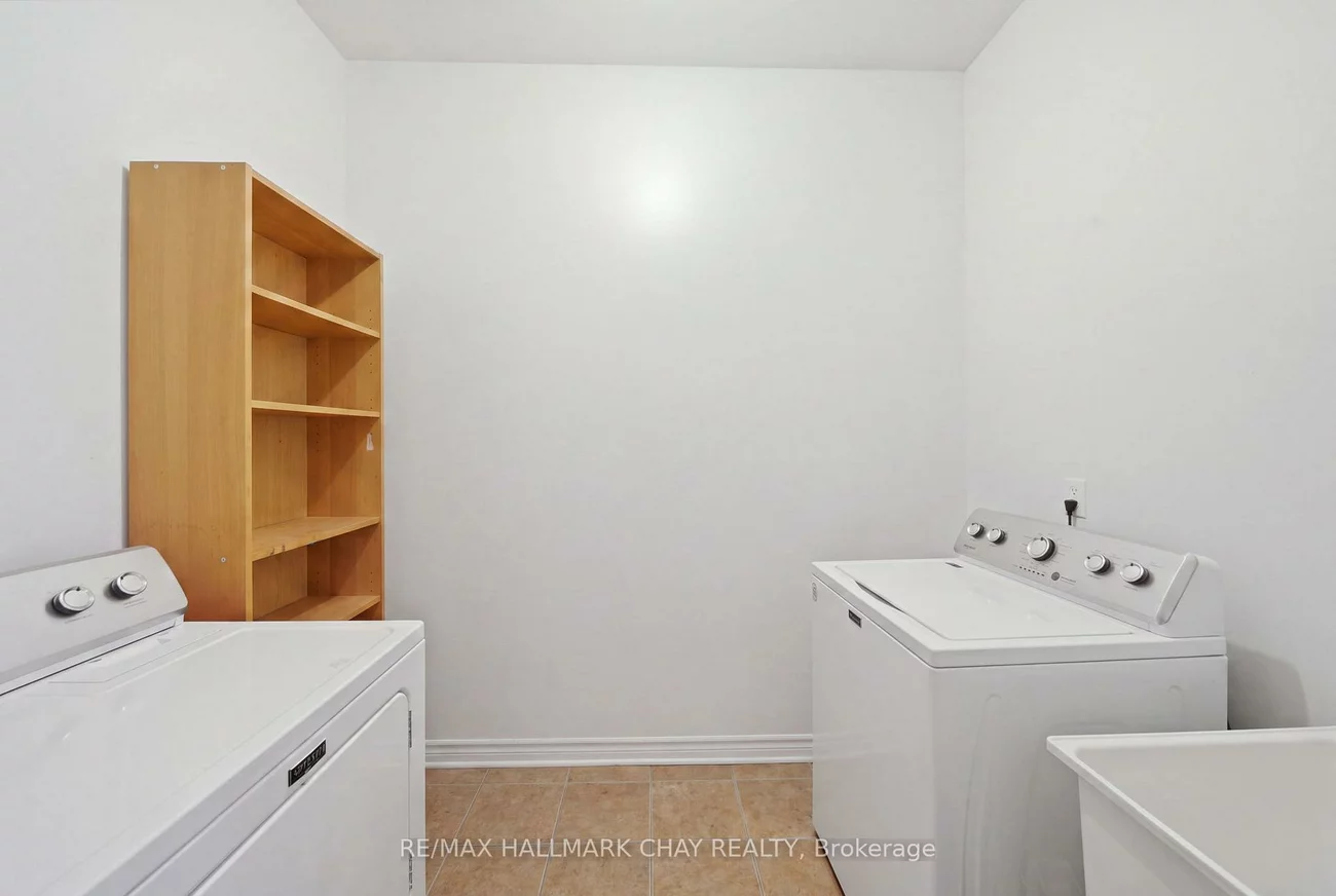 121, Prince William, Innis-Shore, Barrie
