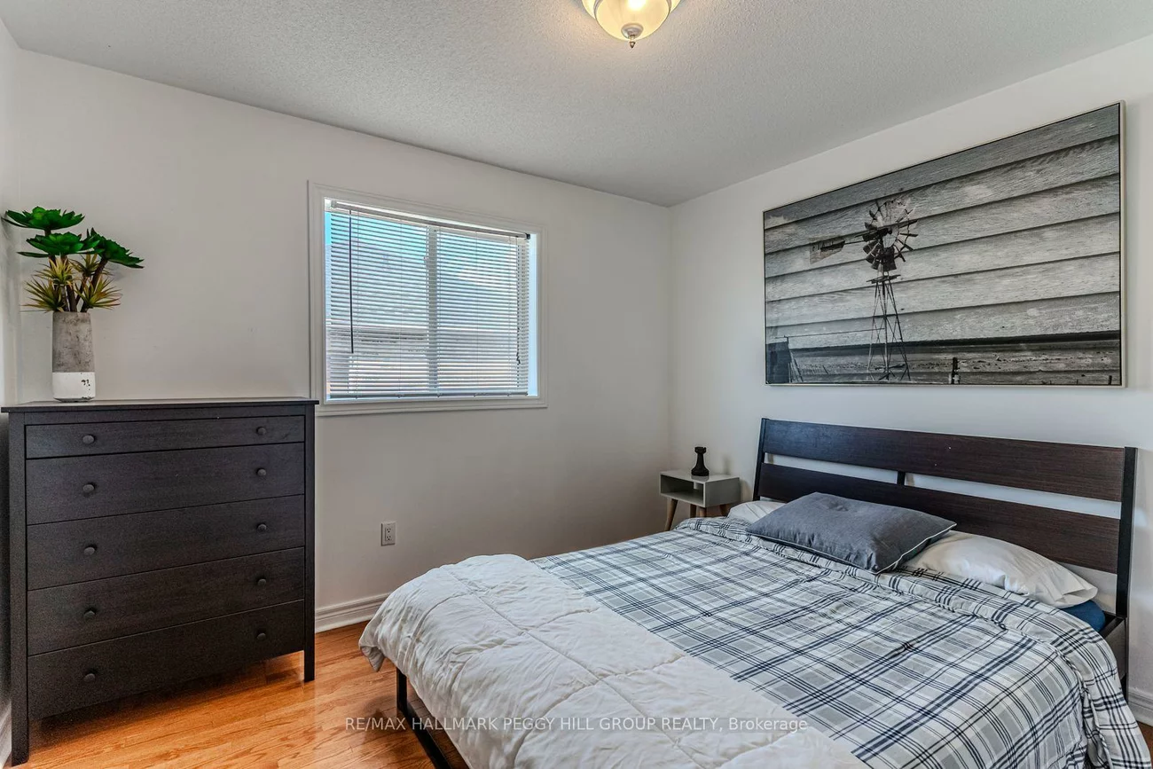 64, Lake, Holly, Barrie