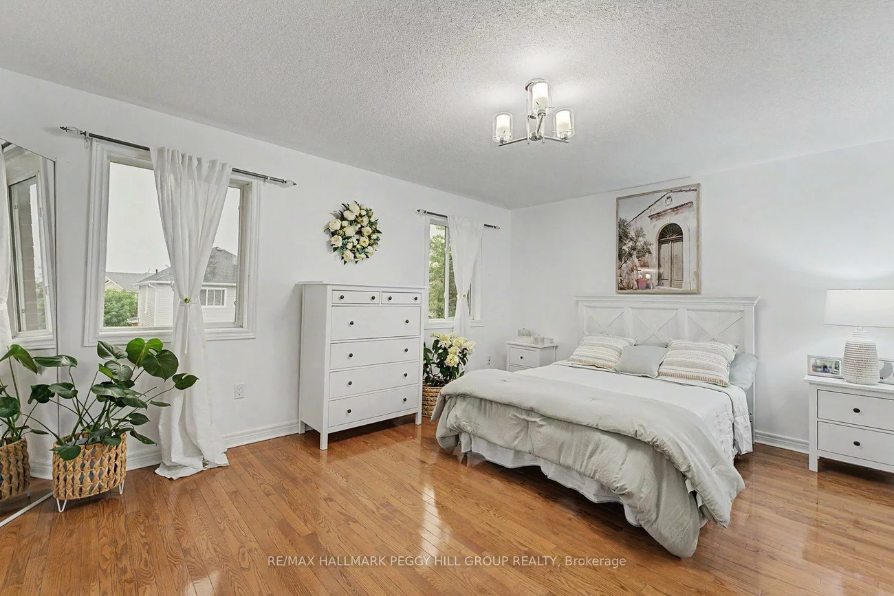 64, Lake, Holly, Barrie