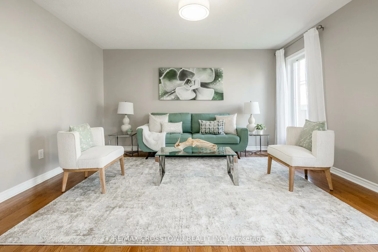 22, Maple Crown, Innis-Shore, Barrie