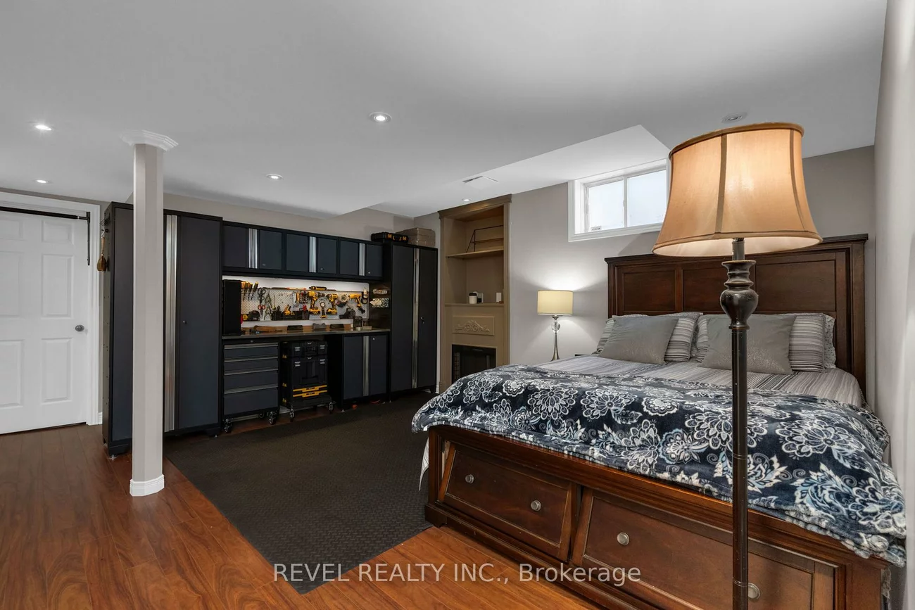 69, Stephanie, Painswick South, Barrie