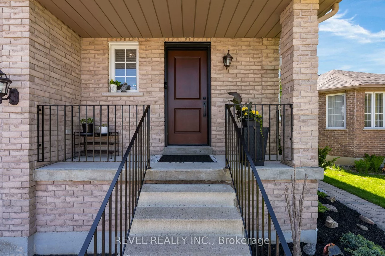69, Stephanie, Painswick South, Barrie