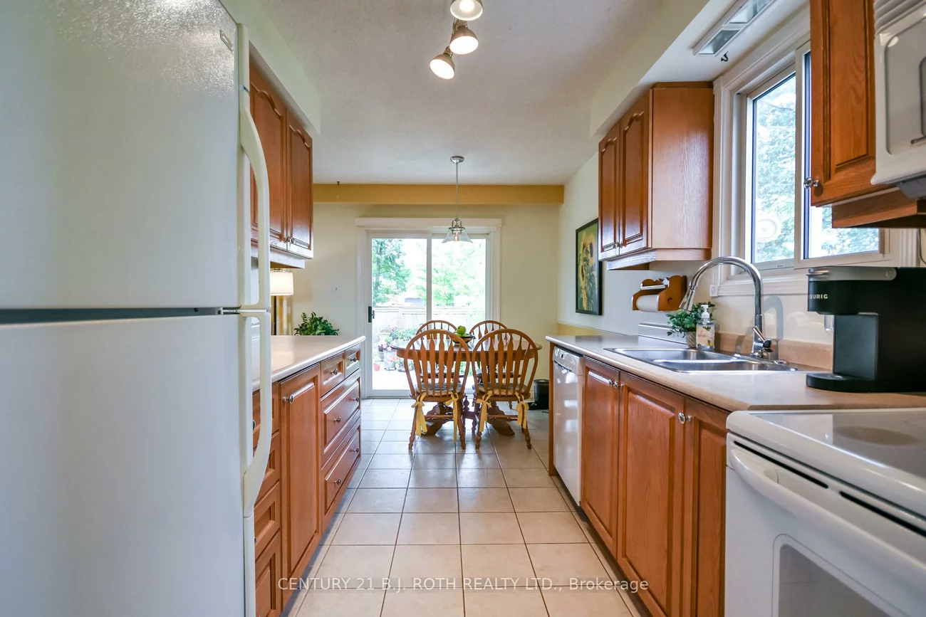 53, Mowat, Letitia Heights, Barrie