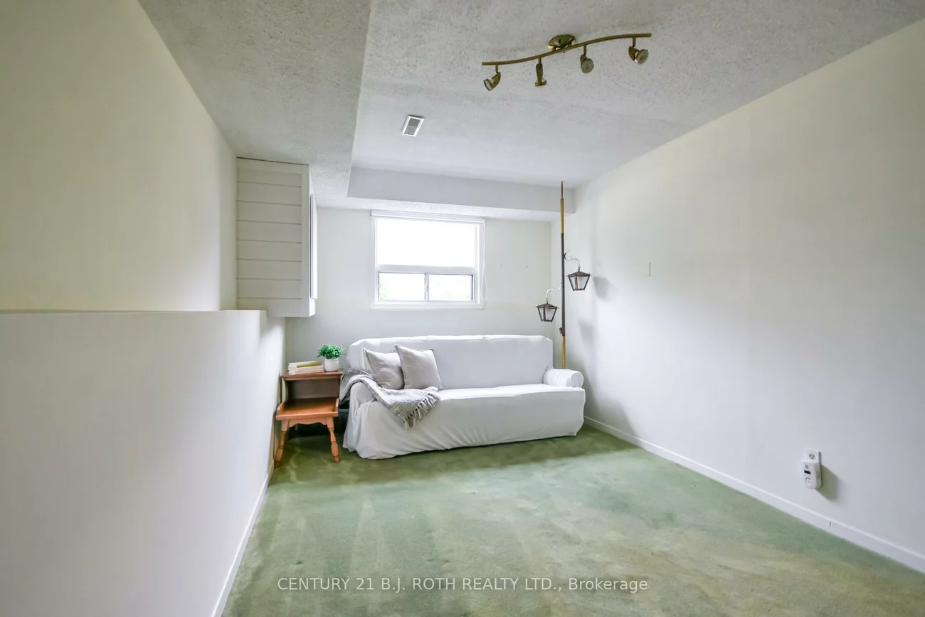 53, Mowat, Letitia Heights, Barrie