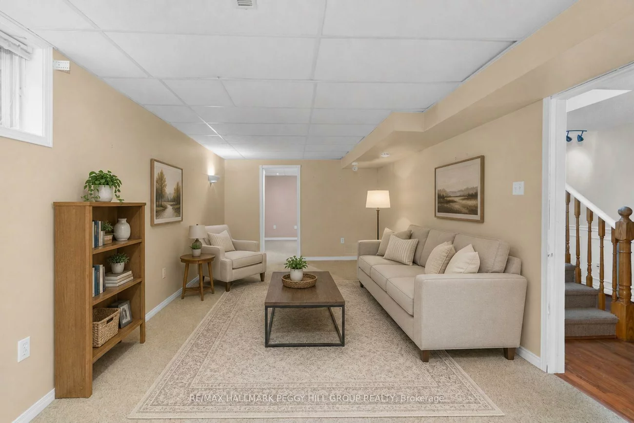 22, Richler, Letitia Heights, Barrie