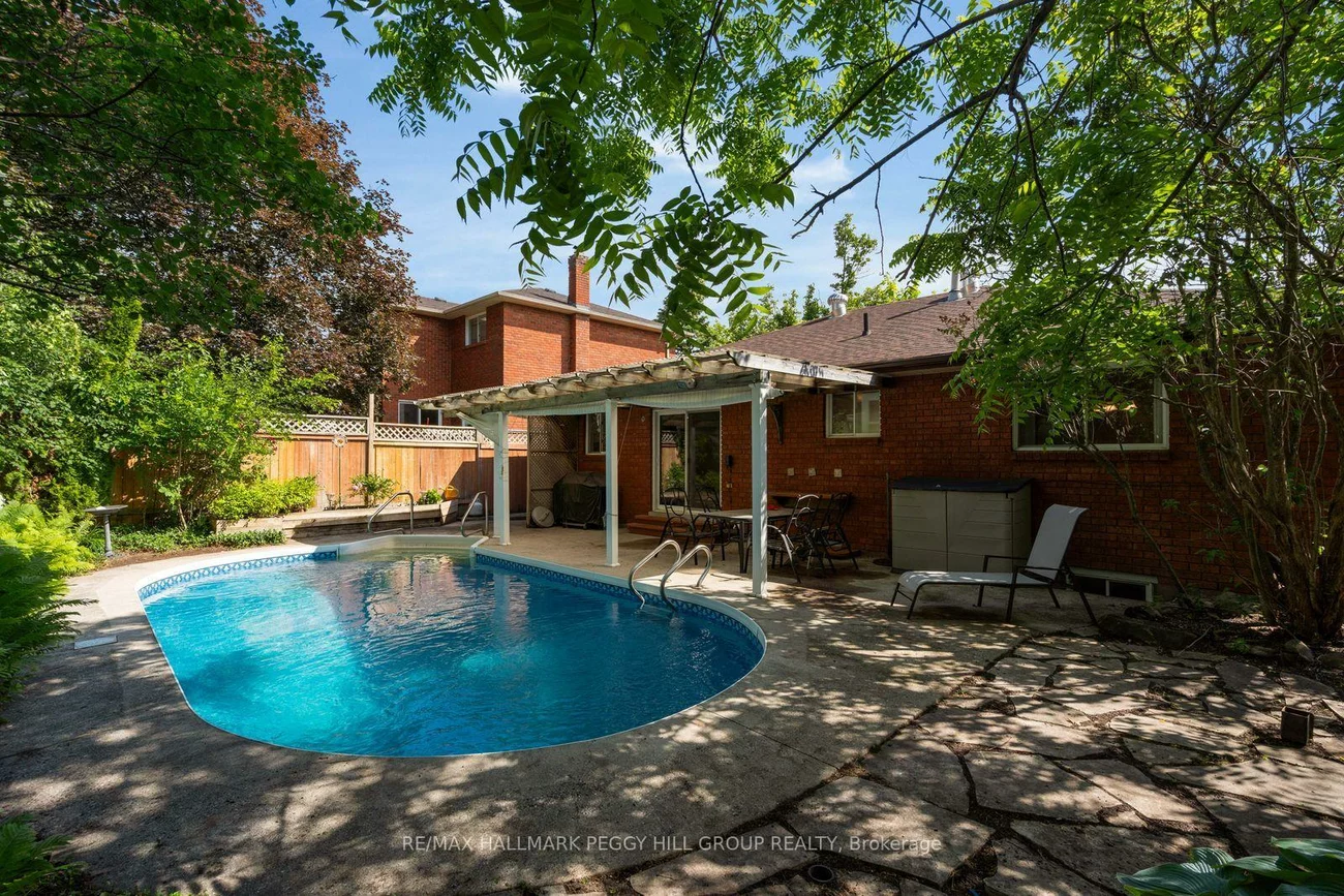 22, Richler, Letitia Heights, Barrie