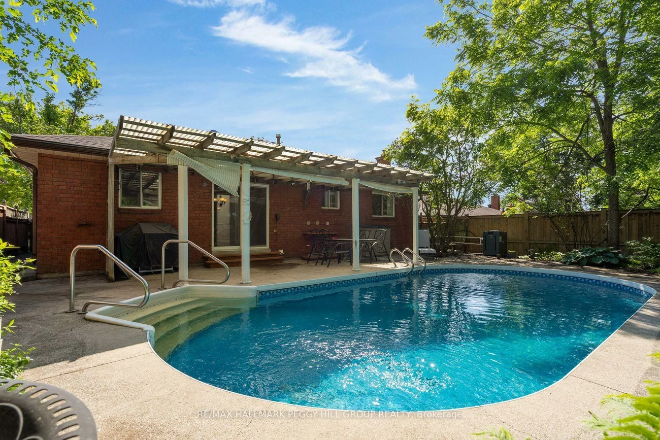 22, Richler, Letitia Heights, Barrie