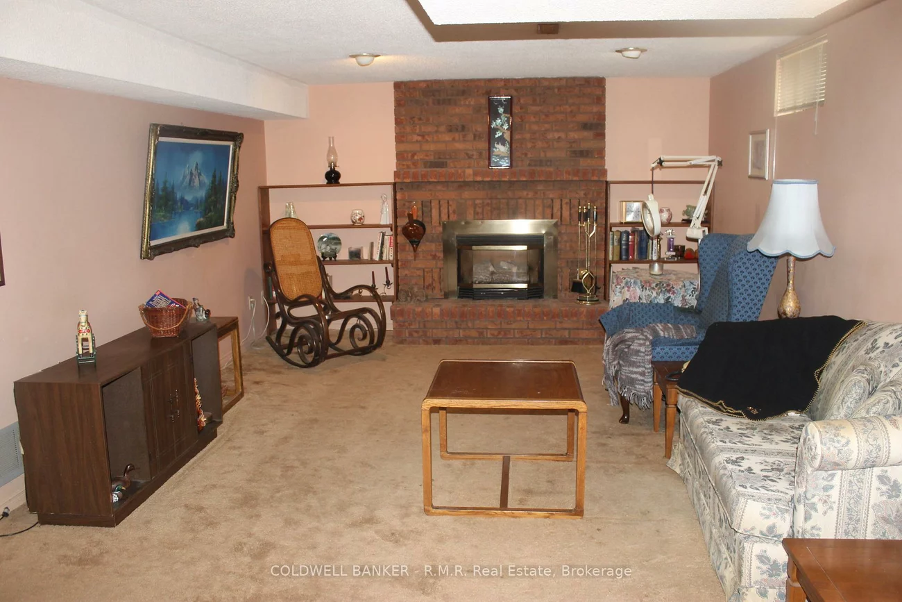 291, Anne, Sunnidale, Barrie