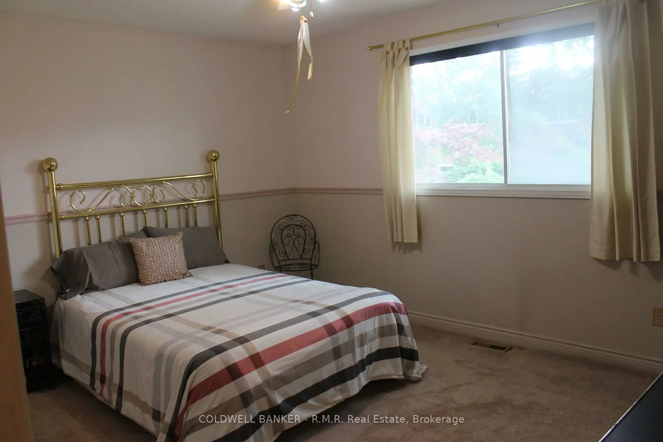 291, Anne, Sunnidale, Barrie