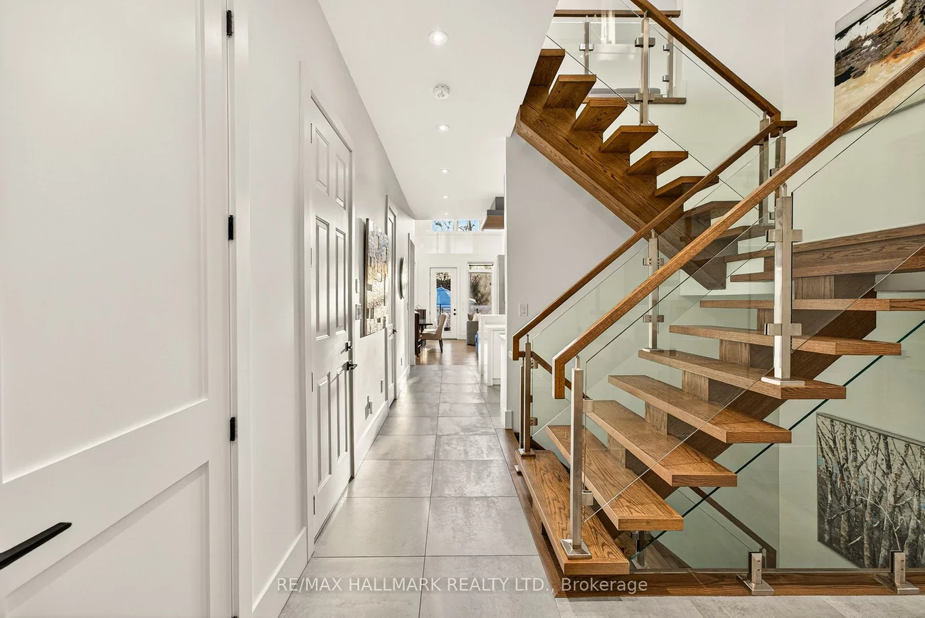 404, Cox Mill, South Shore, Barrie