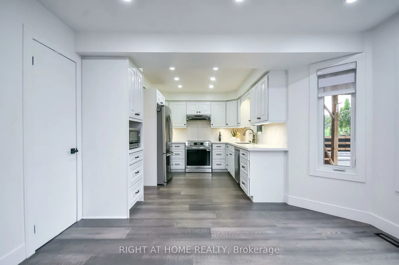 112, Birchwood, East Bayfield, Barrie