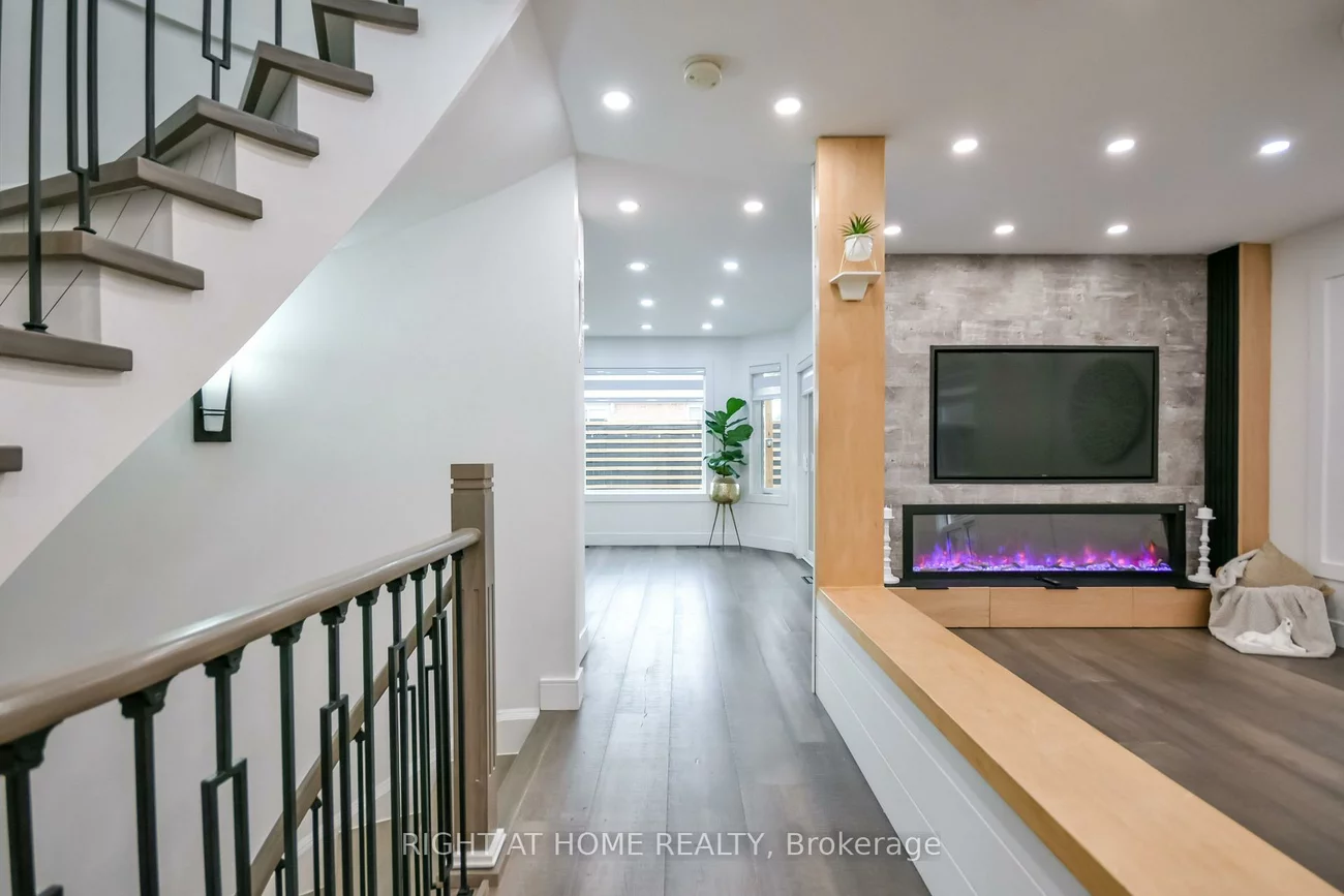 112, Birchwood, East Bayfield, Barrie