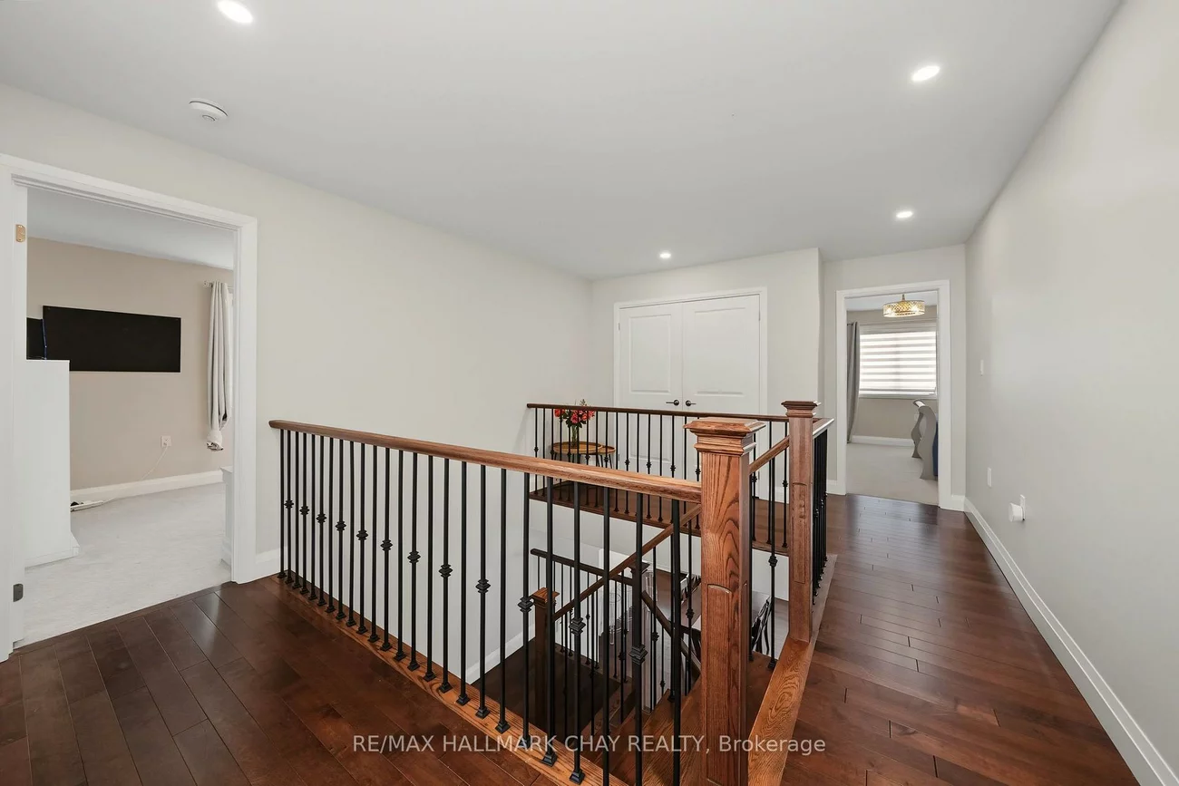 36, Lowry, Edgehill Drive, Barrie