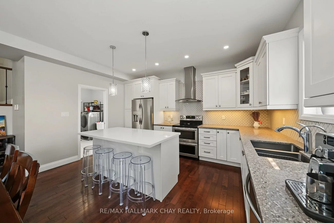 36, Lowry, Edgehill Drive, Barrie