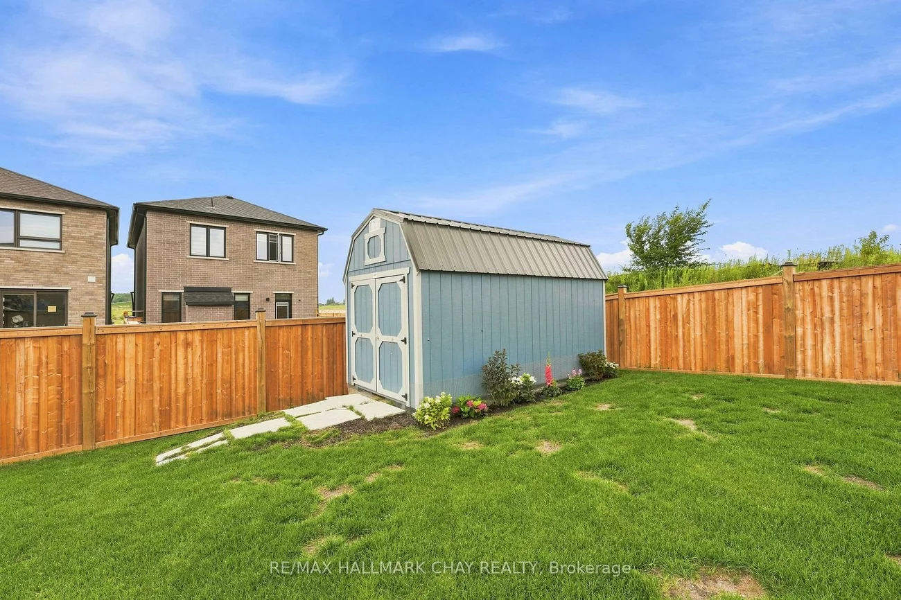 90, McBride, Painswick South, Barrie
