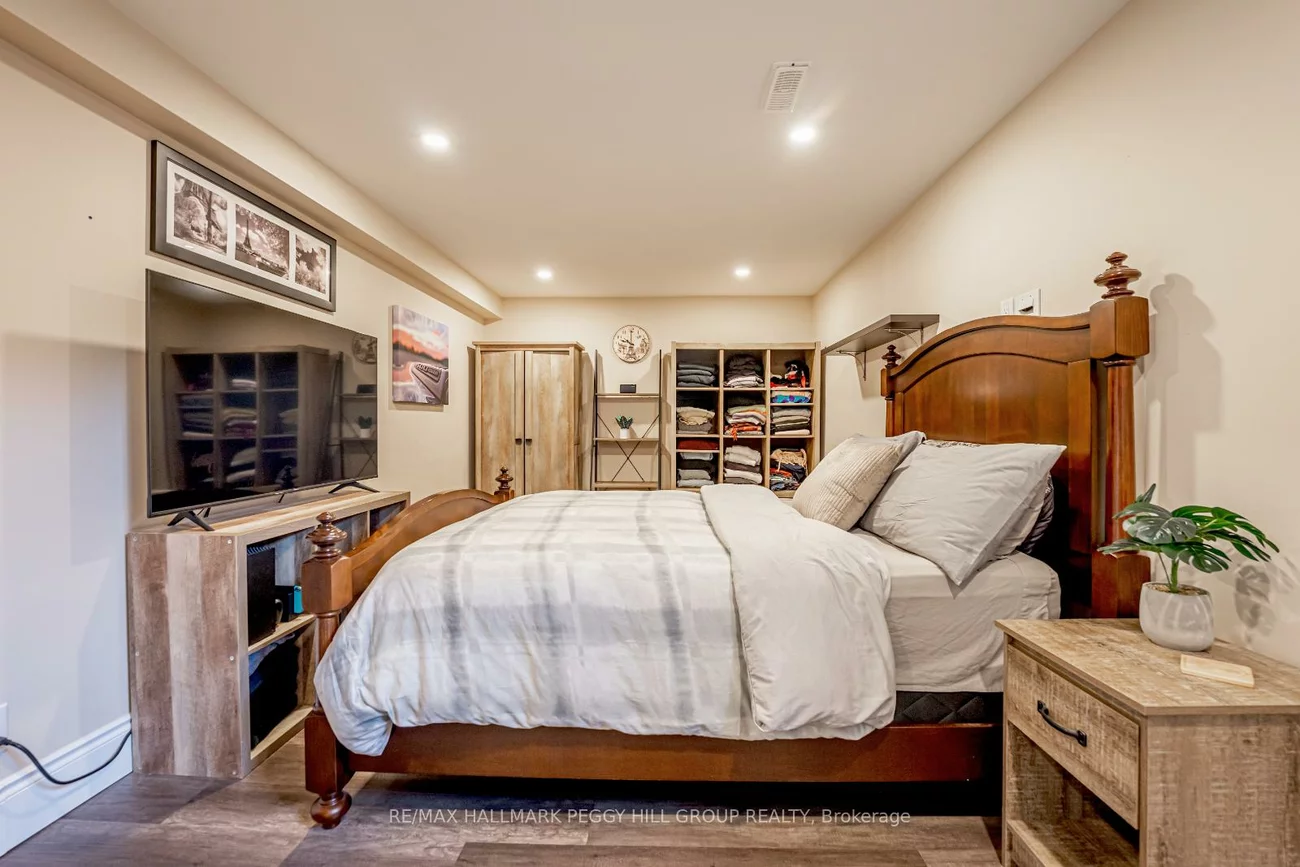 2, Purt, Bayshore, Barrie