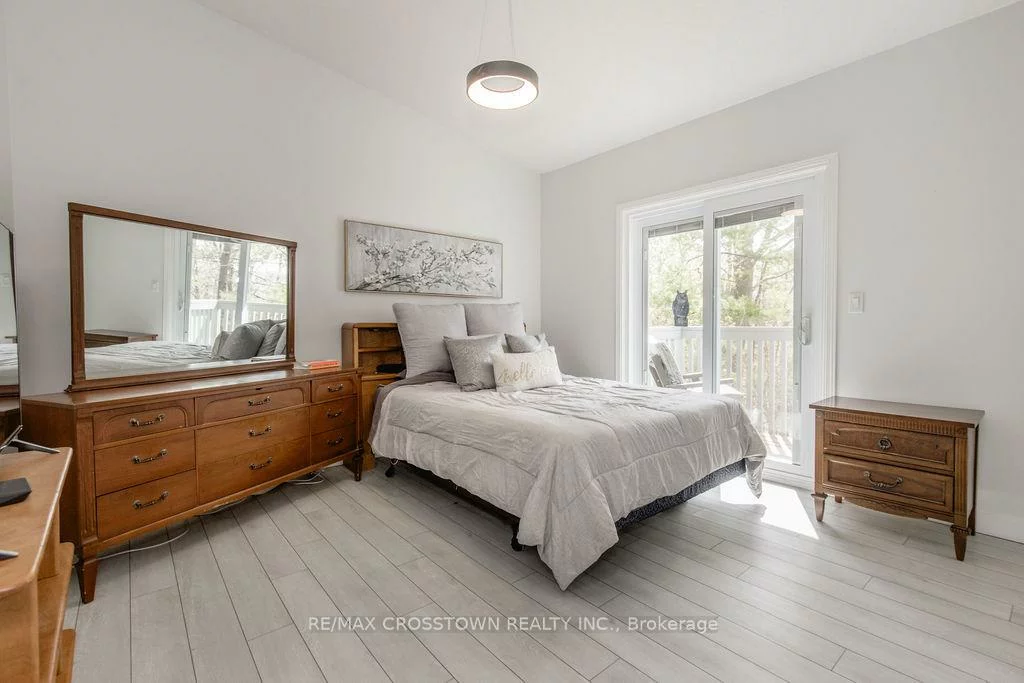 147, Anne, Sunnidale, Barrie