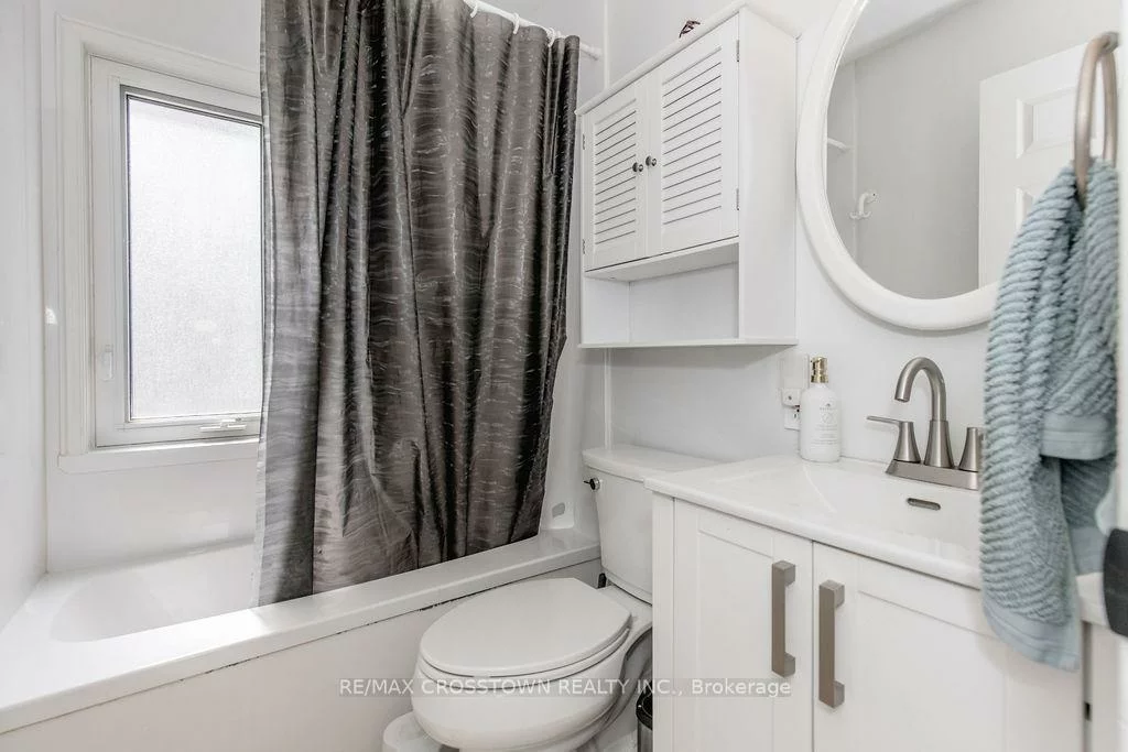 147, Anne, Sunnidale, Barrie