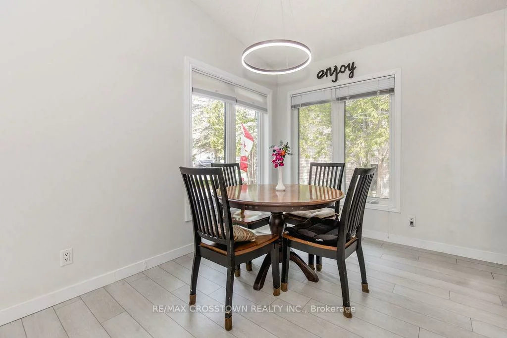 147, Anne, Sunnidale, Barrie