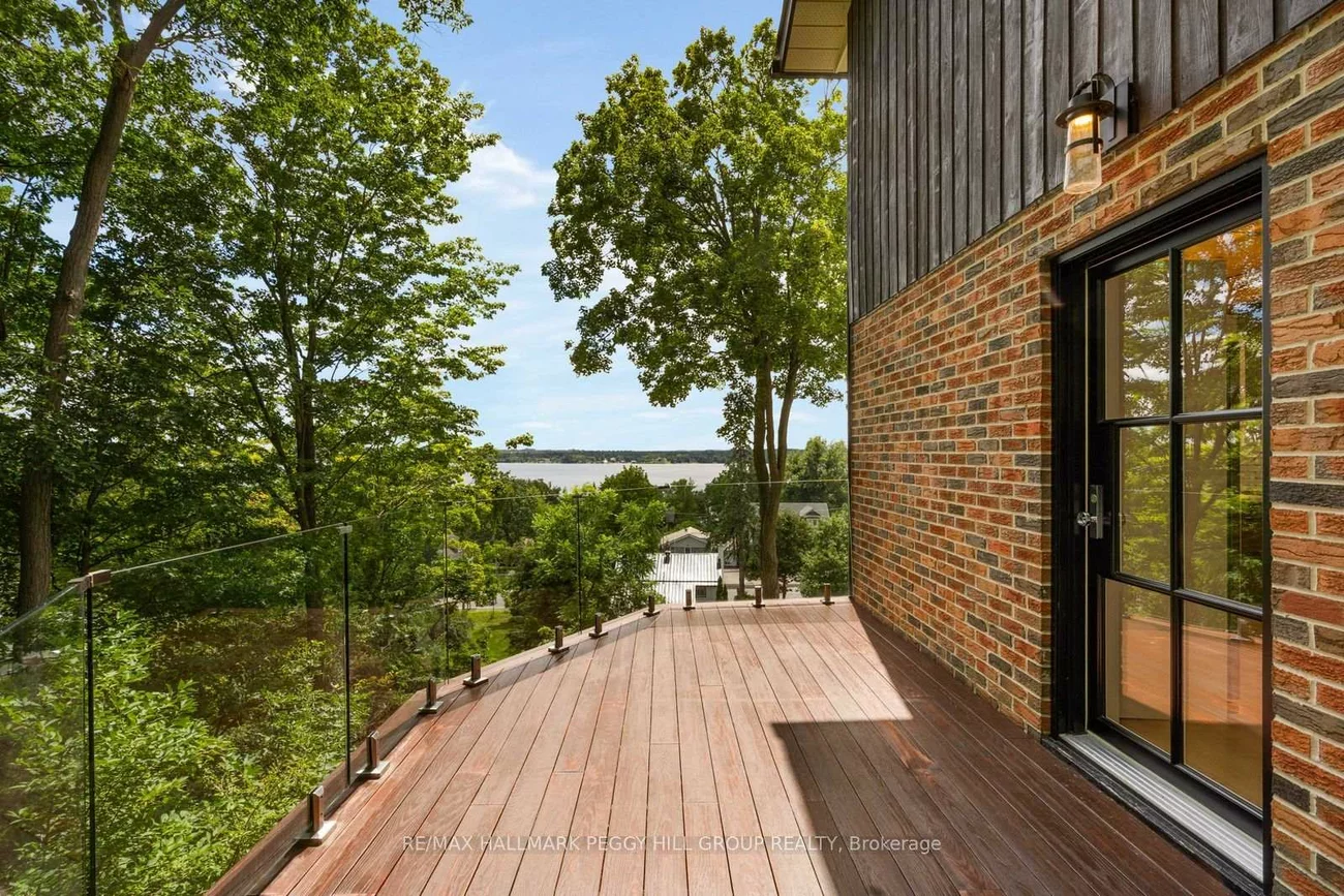 11, Crestwood, North Shore, Barrie