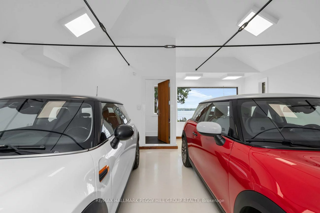 11, Crestwood, North Shore, Barrie