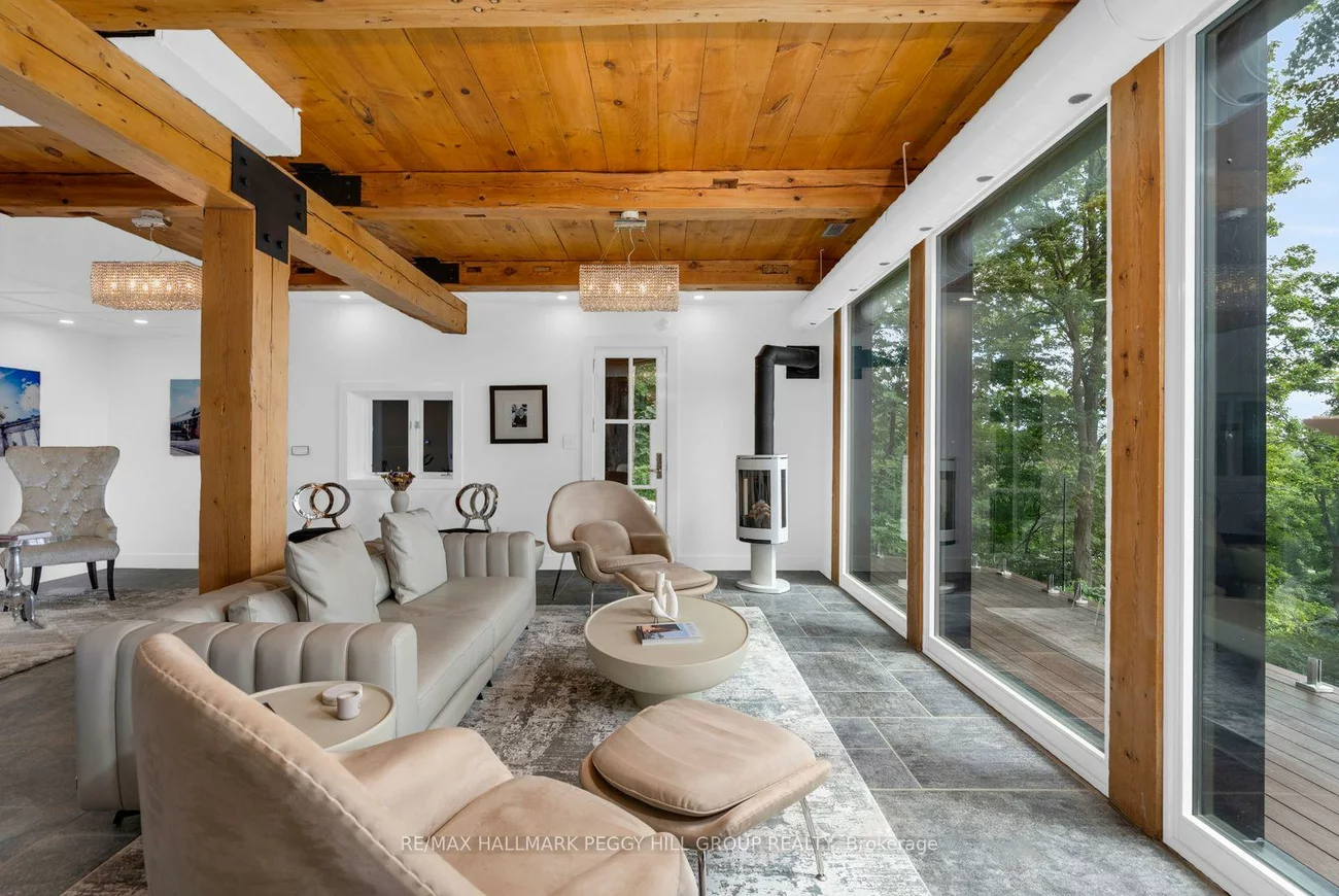 11, Crestwood, North Shore, Barrie