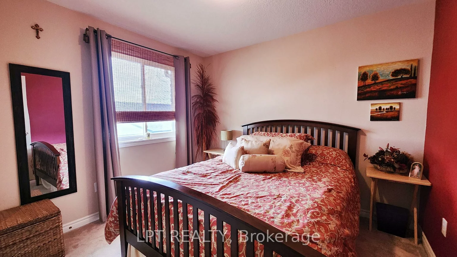 17, Silver Maple, Holly, Barrie