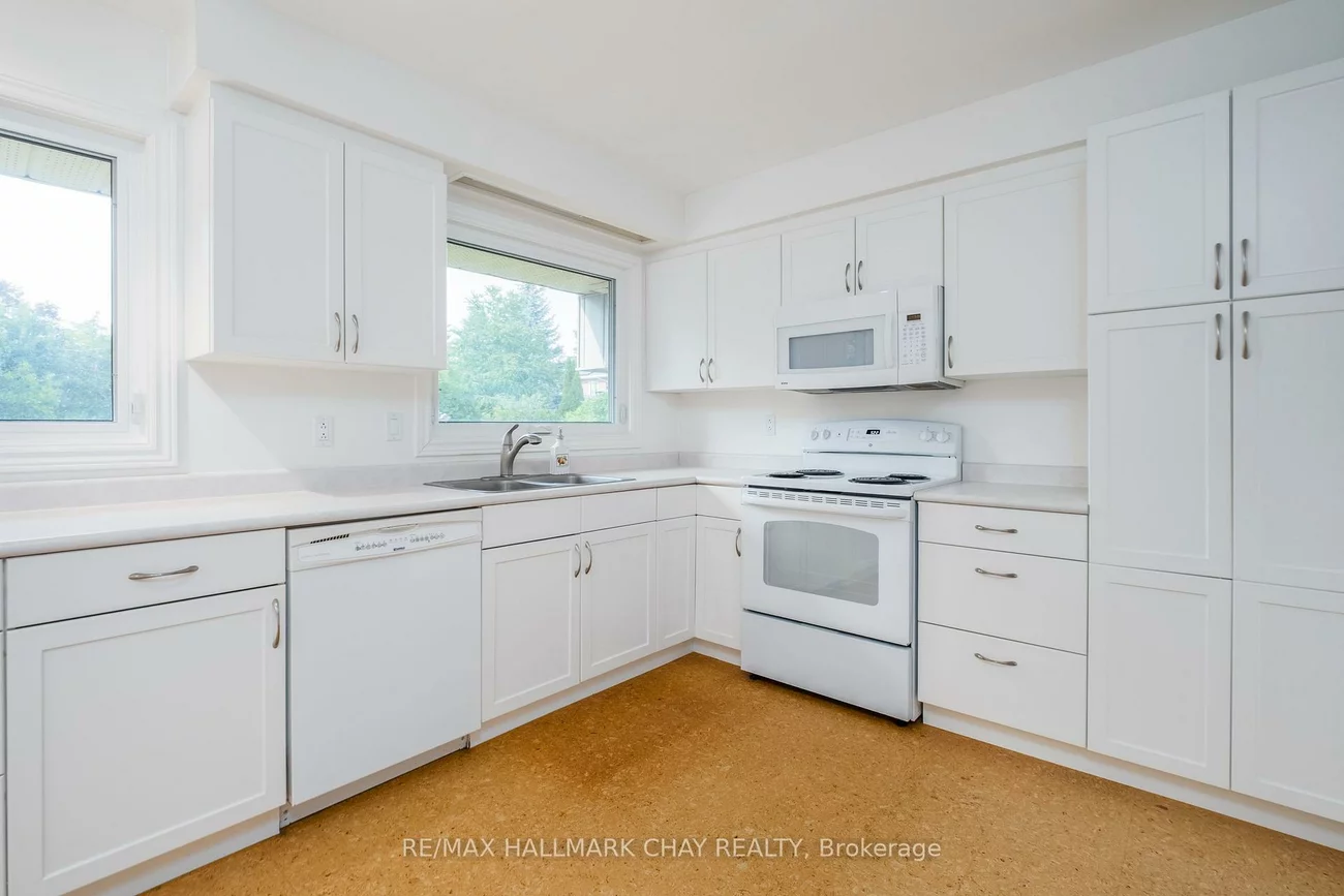 44, Amelia, Codrington, Barrie