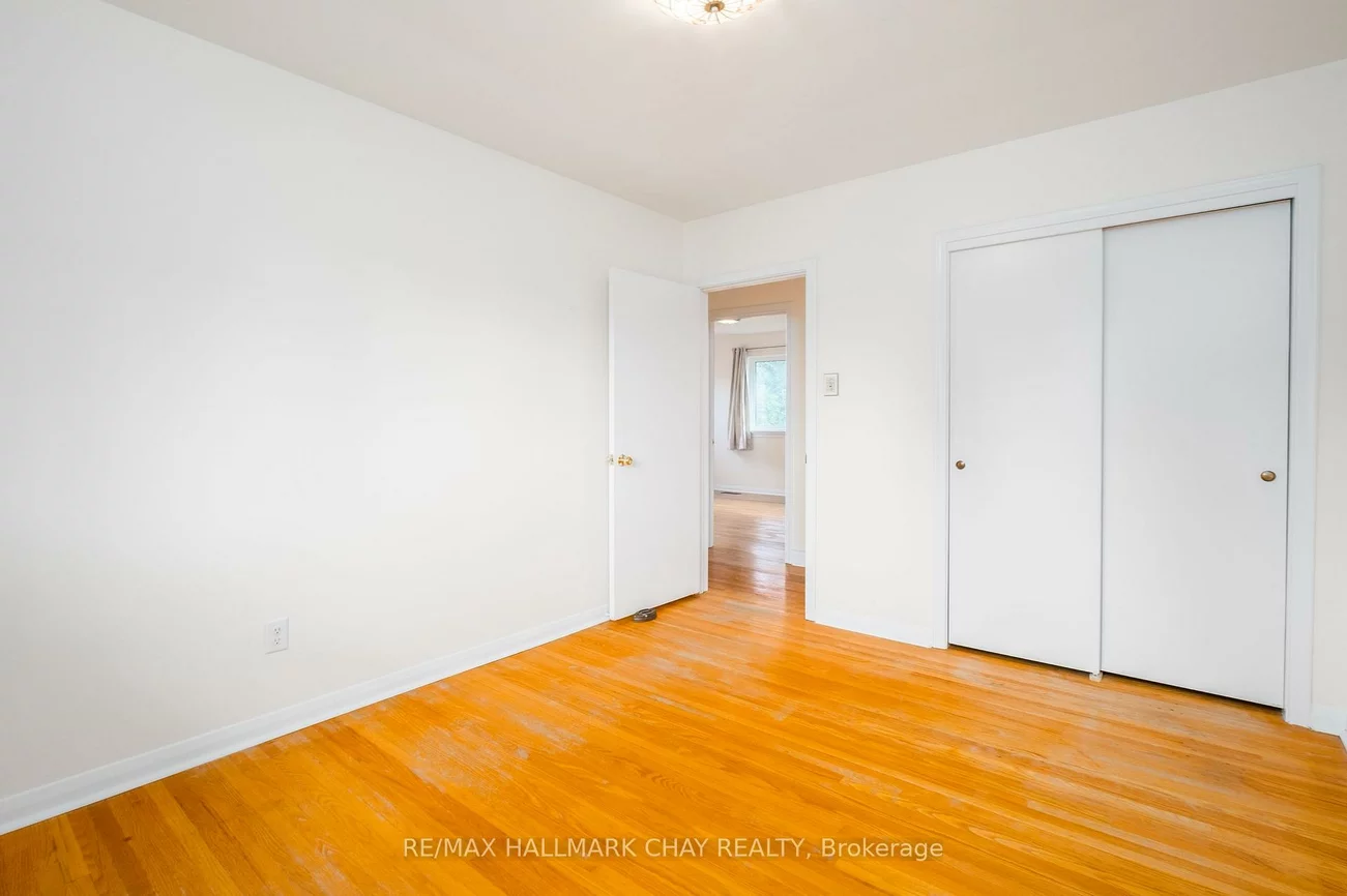 44, Amelia, Codrington, Barrie