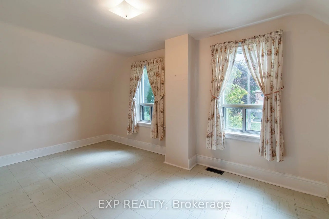 40, Marcus, Allandale, Barrie