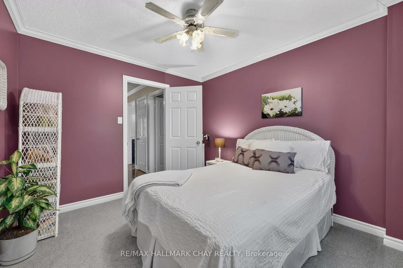 358, Livingstone, Northwest, Barrie