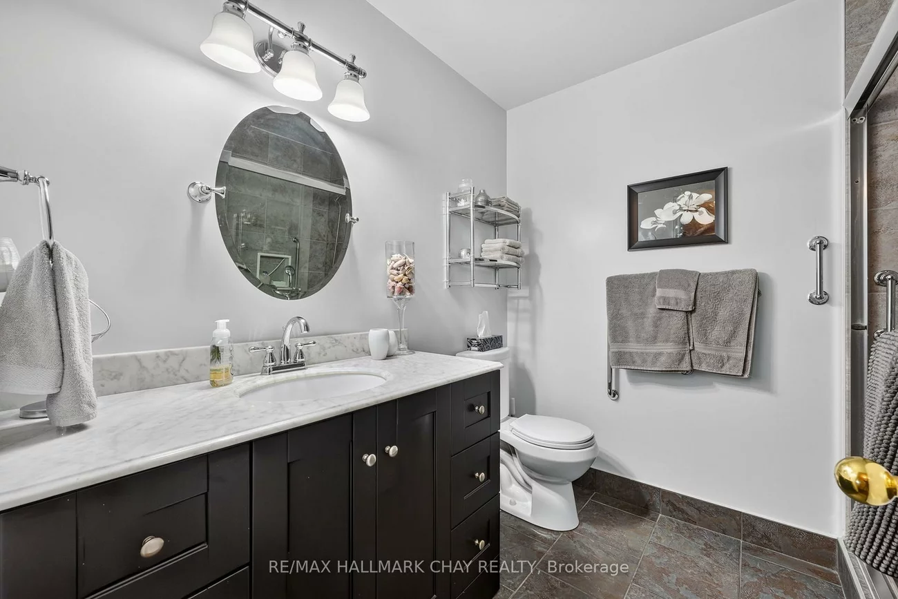 358, Livingstone, Northwest, Barrie