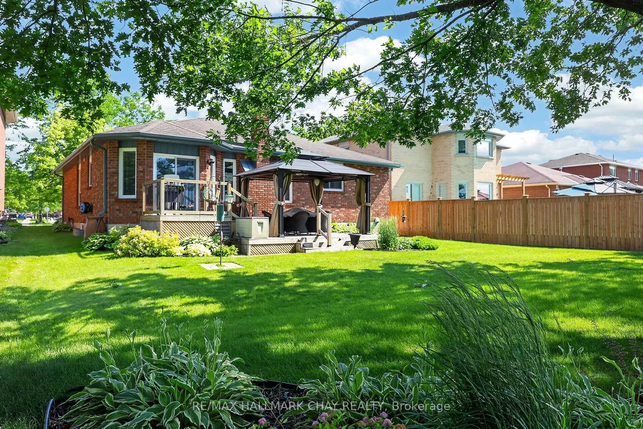 358, Livingstone, Northwest, Barrie