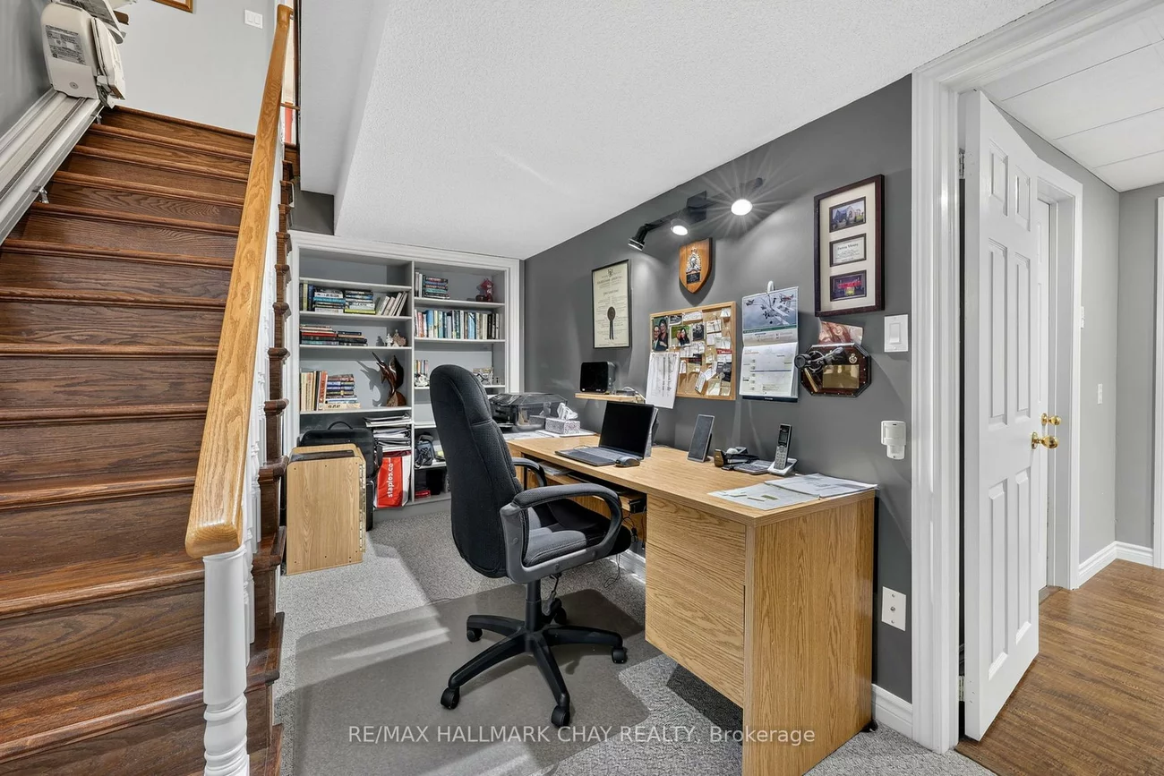 358, Livingstone, Northwest, Barrie