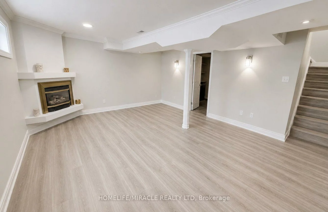 67, Livingstone, Sunnidale, Barrie