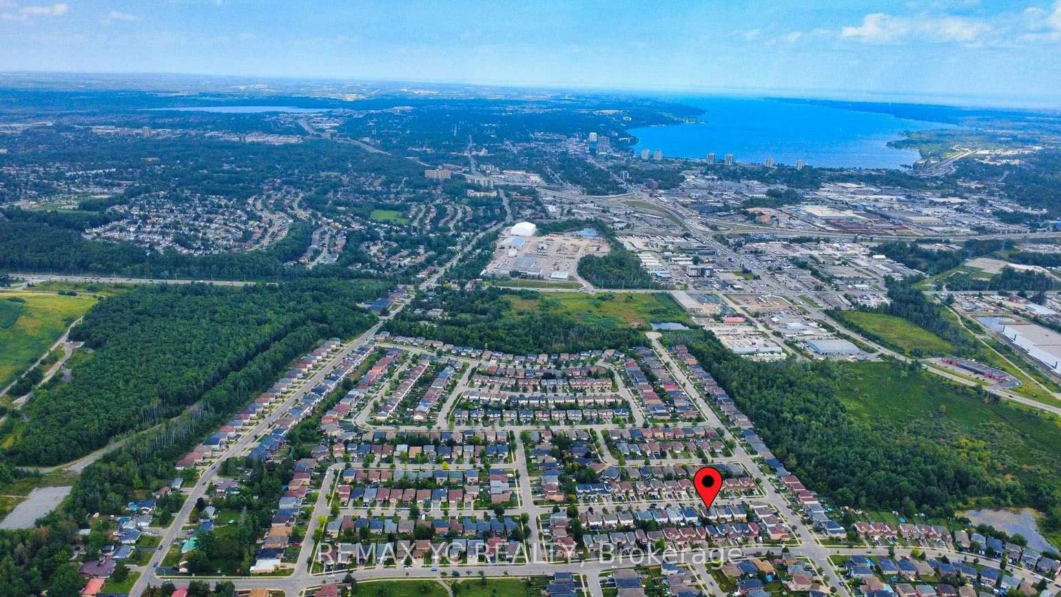 18, Coleman, Edgehill Drive, Barrie
