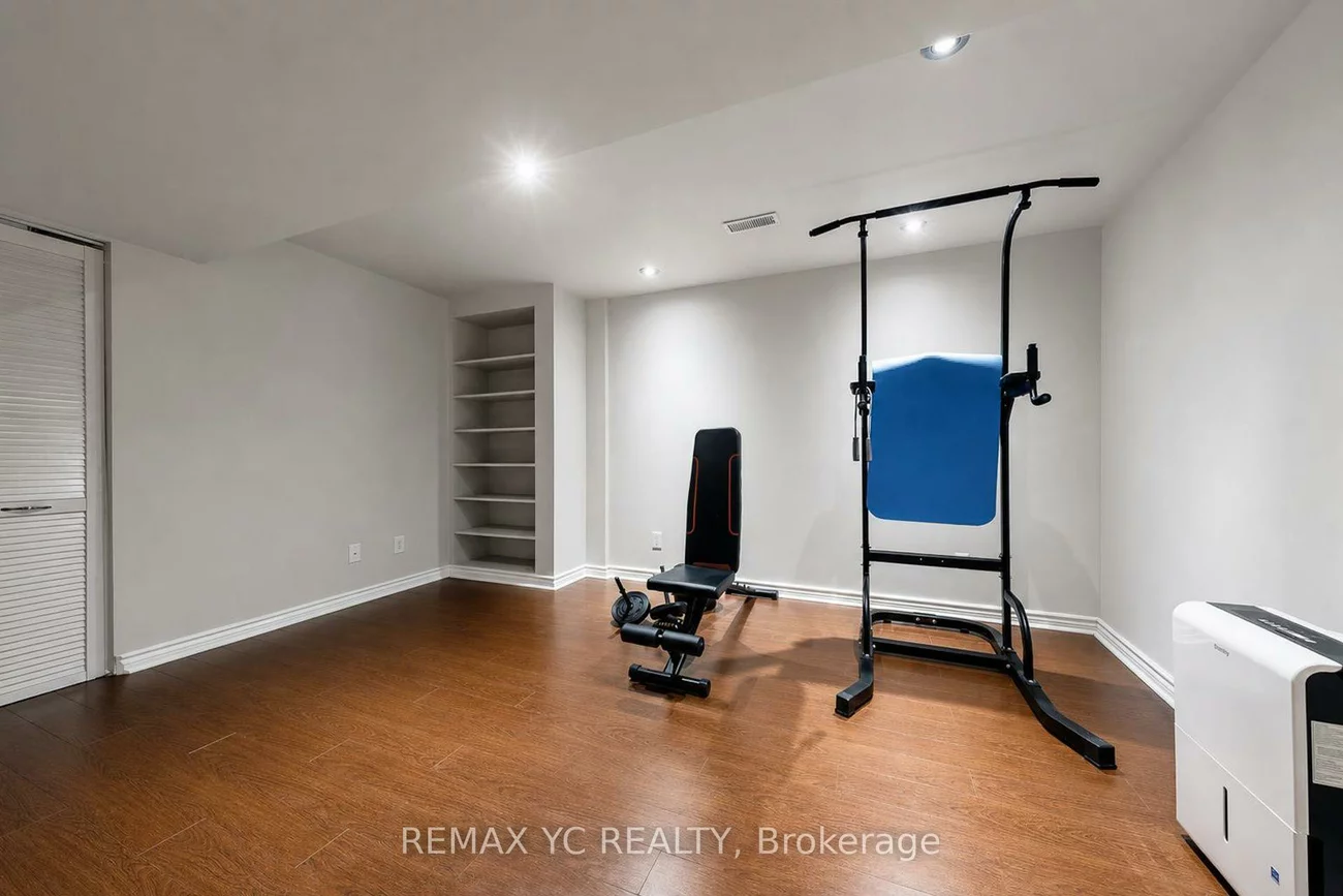 18, Coleman, Edgehill Drive, Barrie