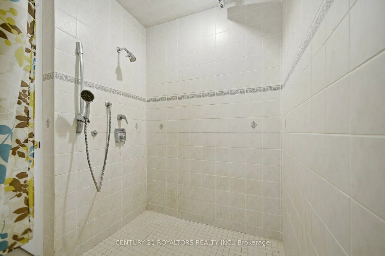 41, Irene, Painswick South, Barrie