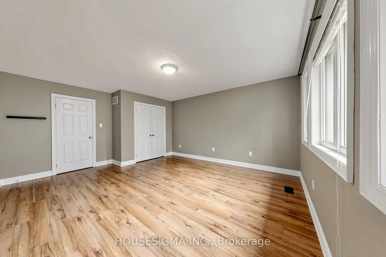 35, Auburn, Ardagh, Barrie