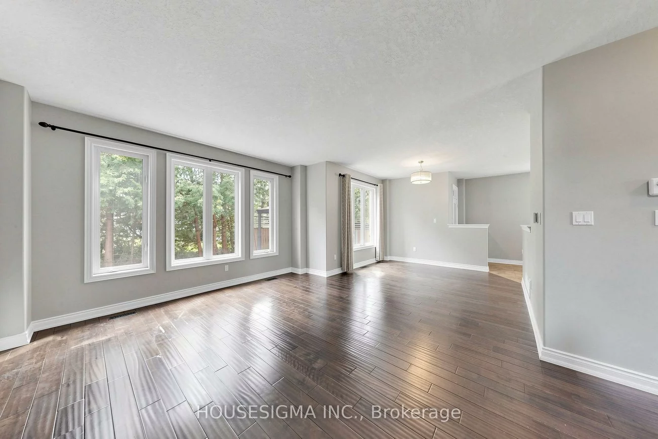 35, Auburn, Ardagh, Barrie