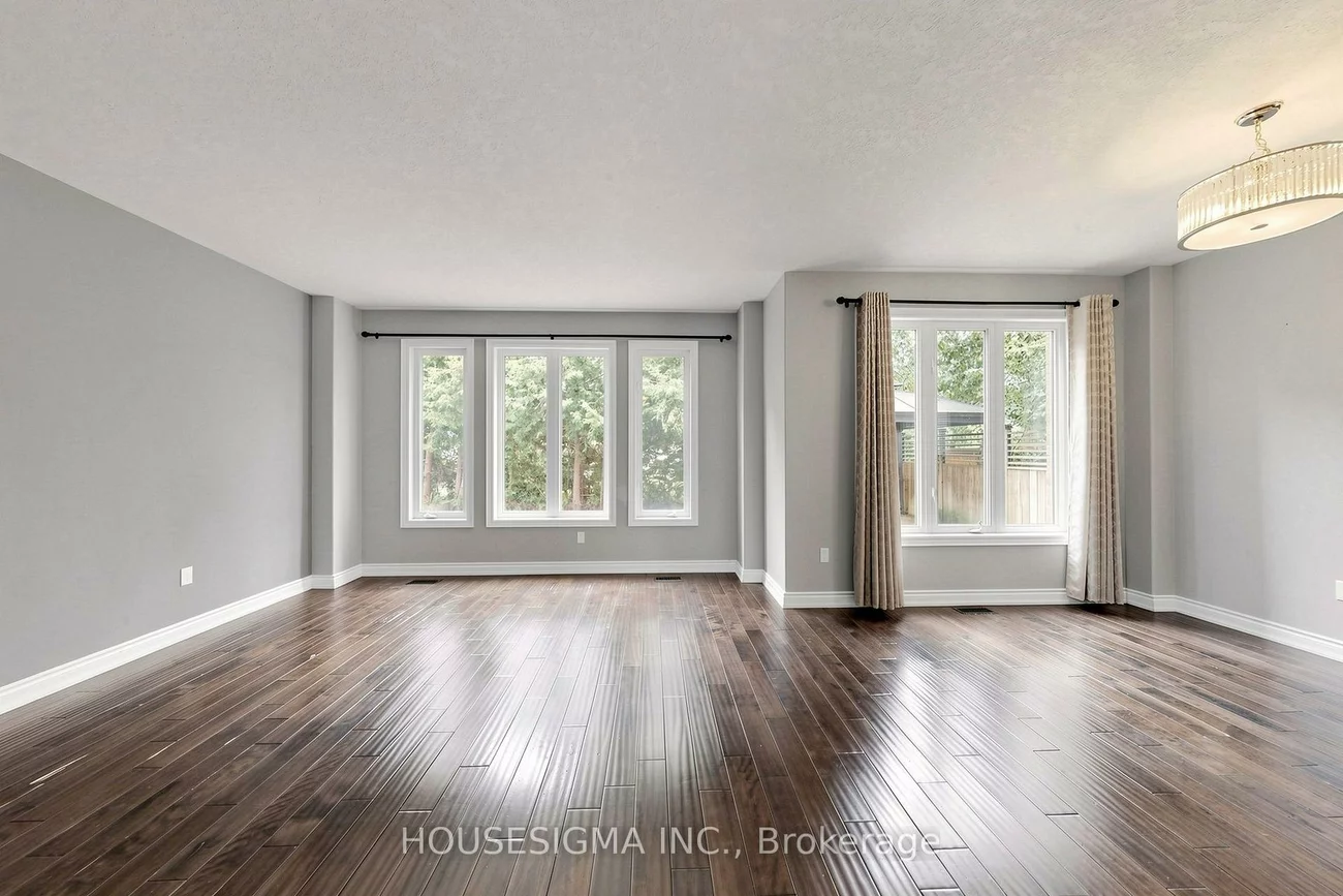 35, Auburn, Ardagh, Barrie