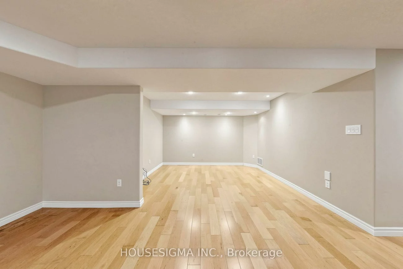 35, Auburn, Ardagh, Barrie