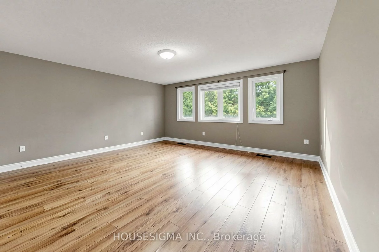35, Auburn, Ardagh, Barrie