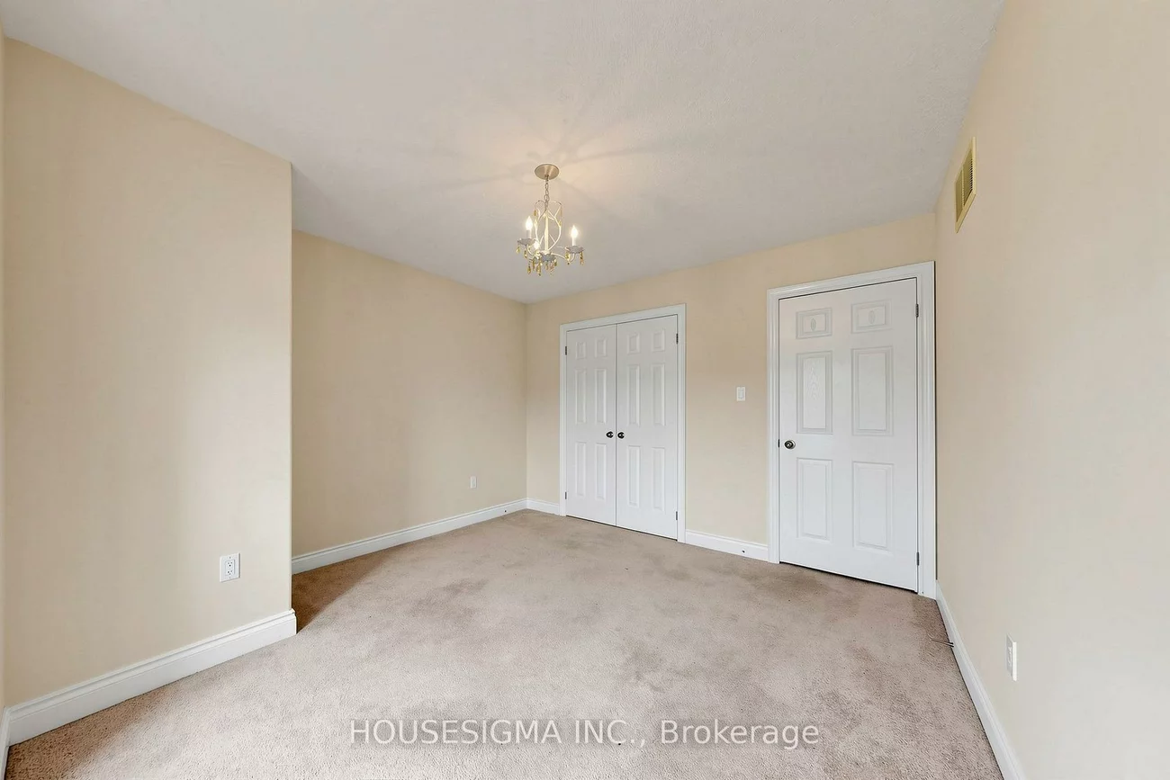 35, Auburn, Ardagh, Barrie