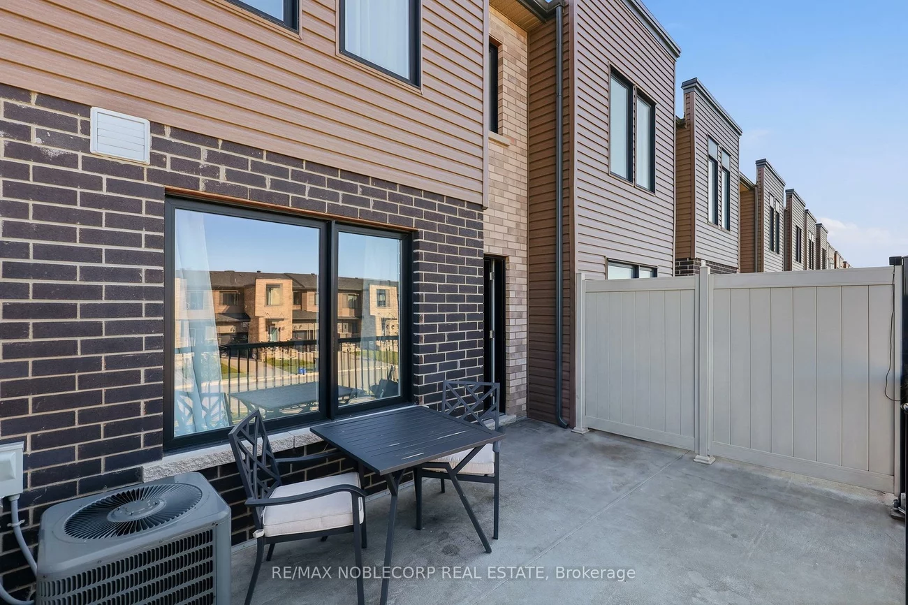 51, Fairlane, Painswick South, Barrie