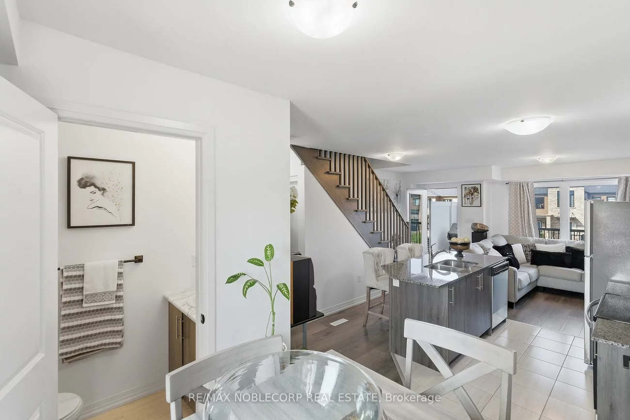 51, Fairlane, Painswick South, Barrie