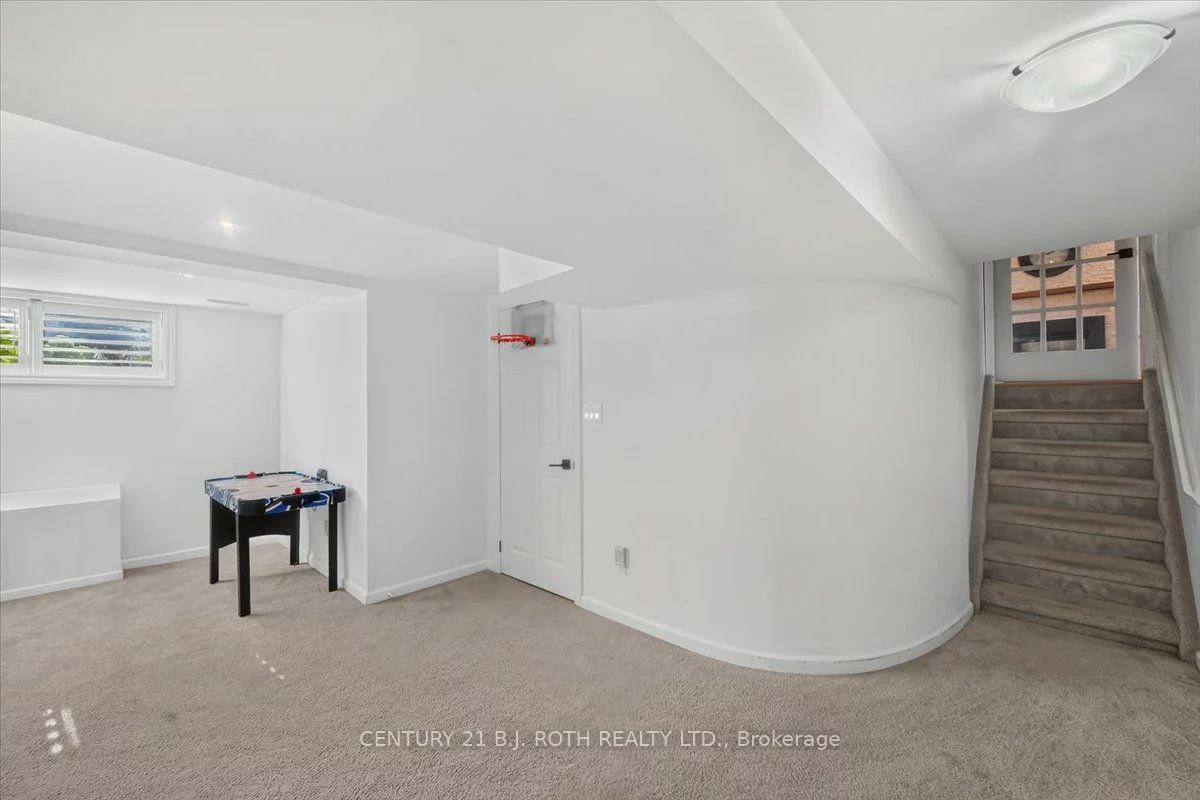 13, Clover, Allandale Heights, Barrie