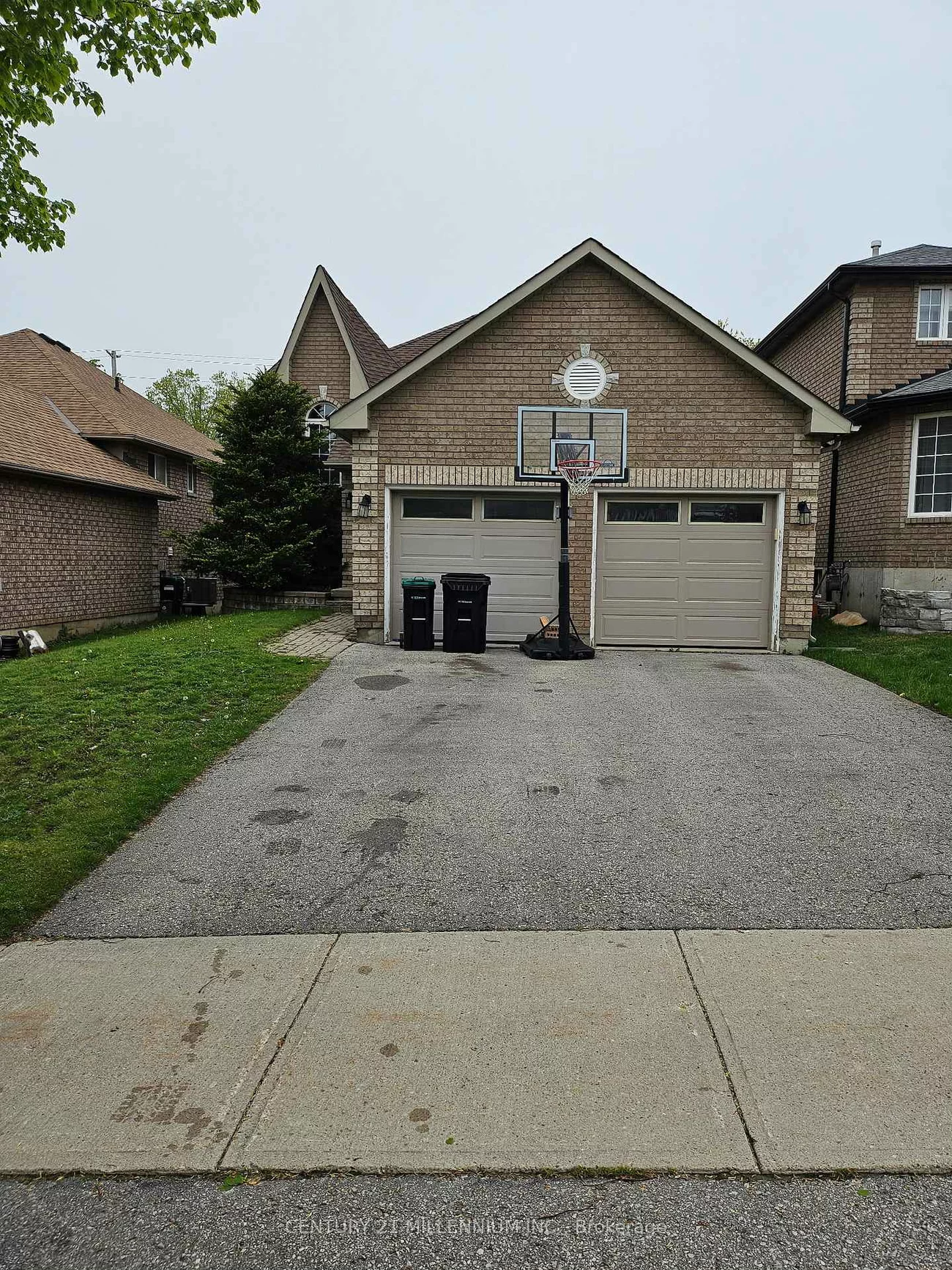 89, Masters, East Bayfield, Barrie