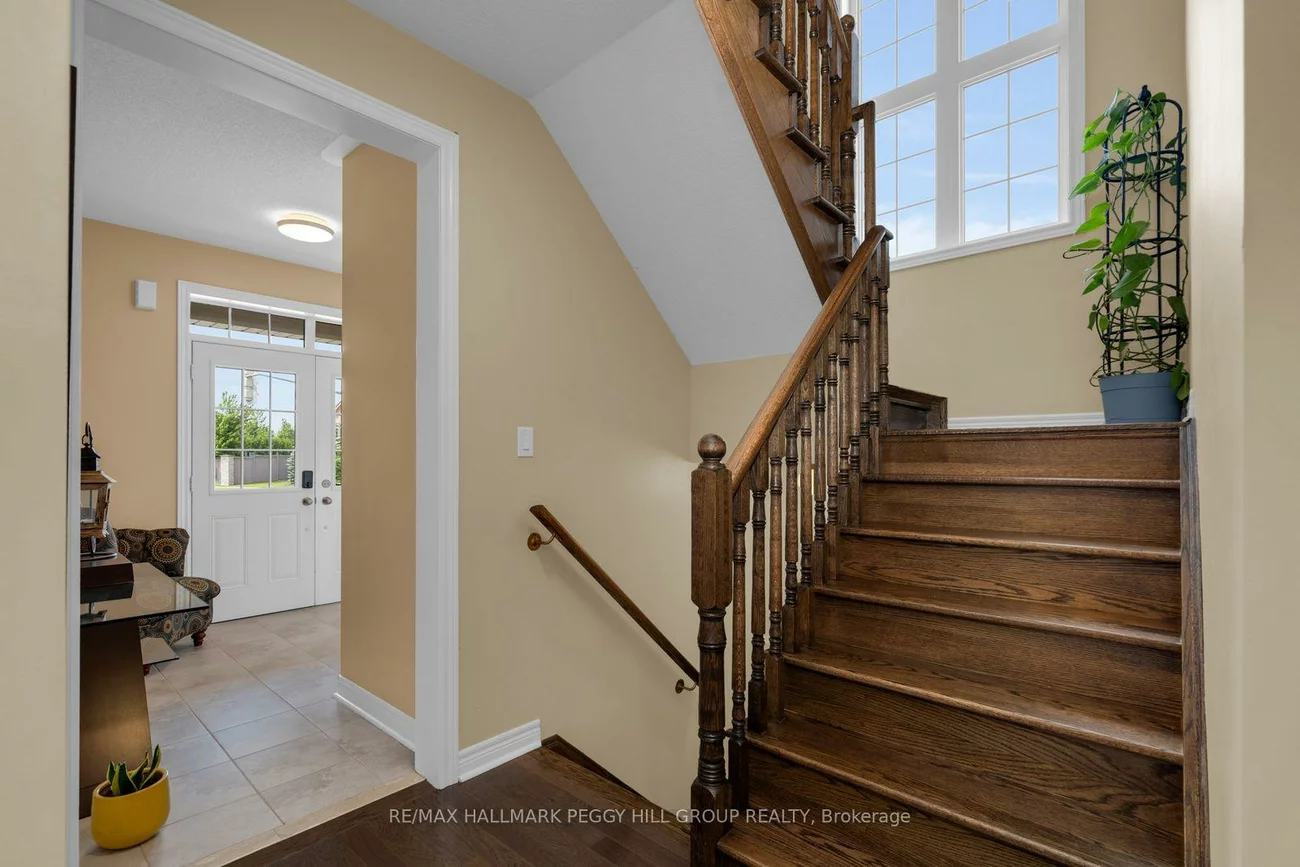 267, Kozlov, West Bayfield, Barrie