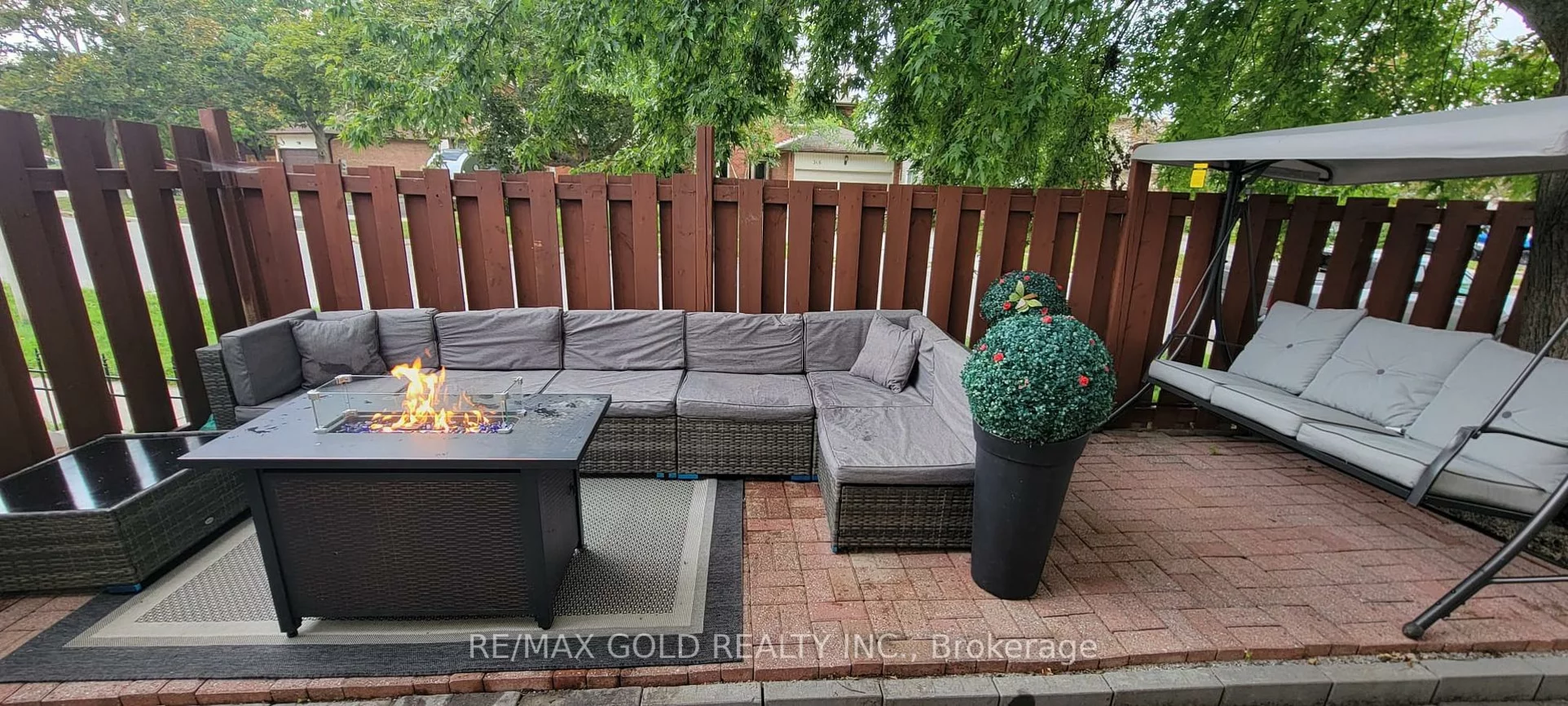 2, Kinzie, Grove East, Barrie